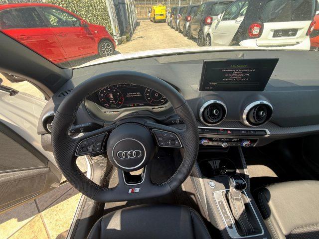AUDI Q2 35 TFSI S-LINE MATRIX PANORAMA CERCHI 19" BLACK