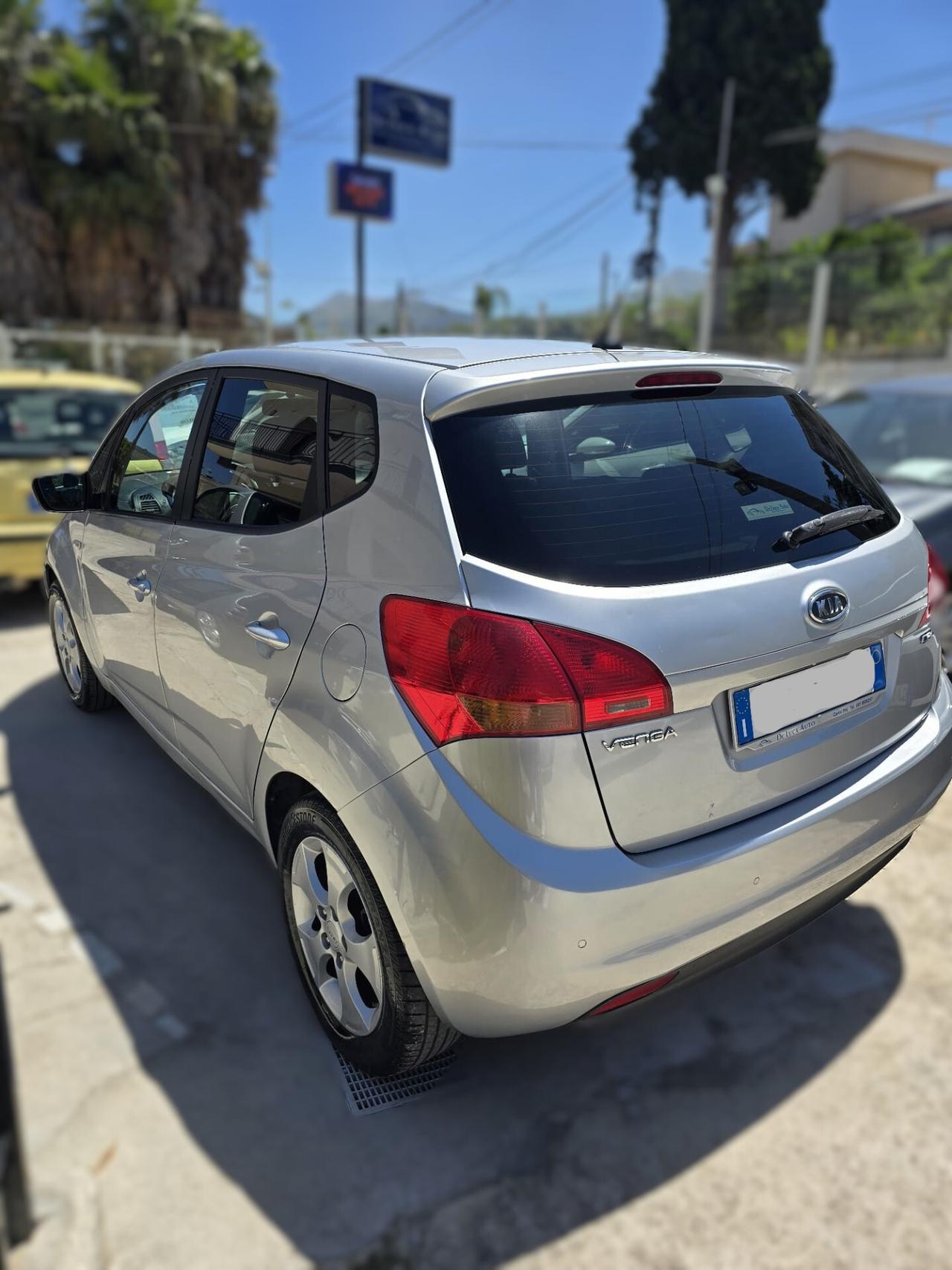Kia Venga 1.4 CRDi 90CV WGT EX