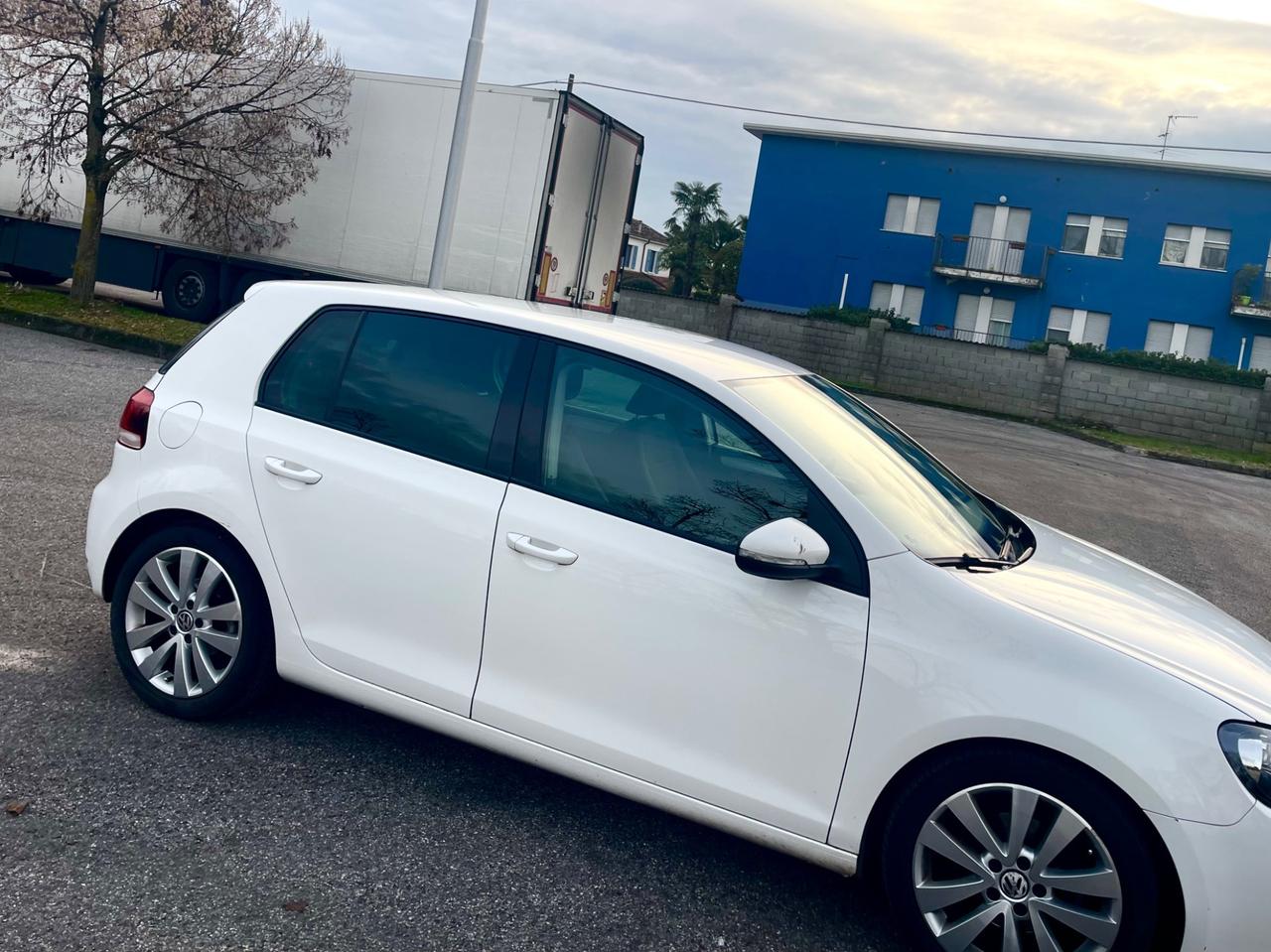 Volkswagen Golf 2.0 TDI 140CV DPF 5p. Highline