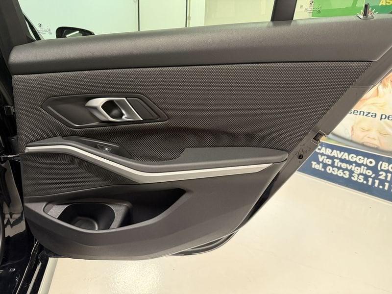 BMW Serie 3 318d Touring Business Advantage Steptronic