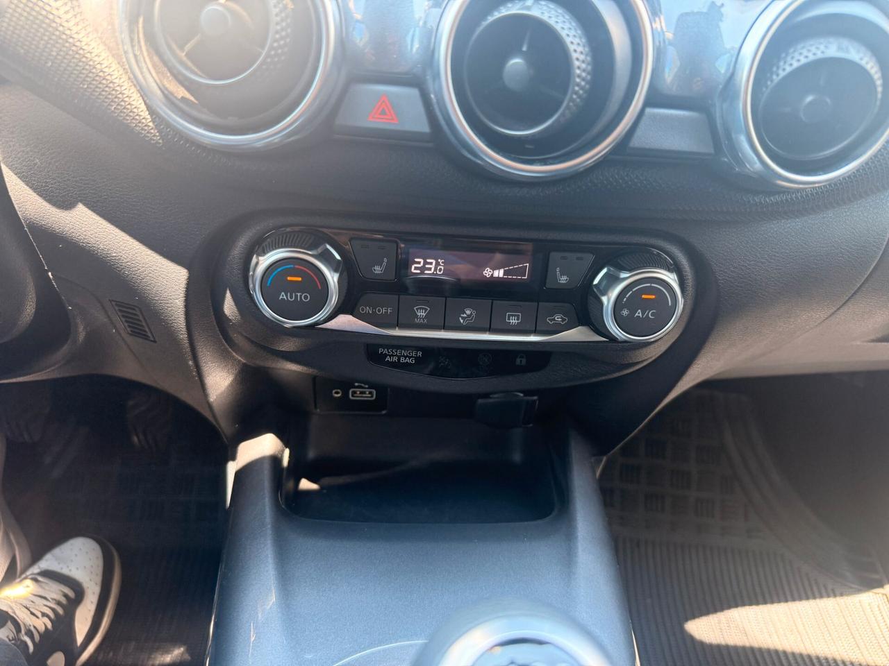 Nissan Juke 1.0 DIG-T 114 CV N-Connecta
