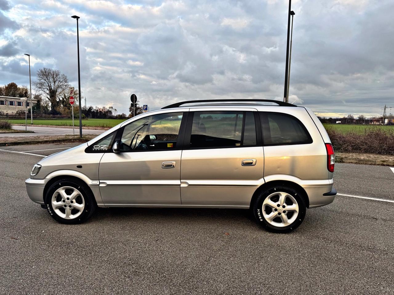 Opel Zafira 2.0 16V DTI cat Club