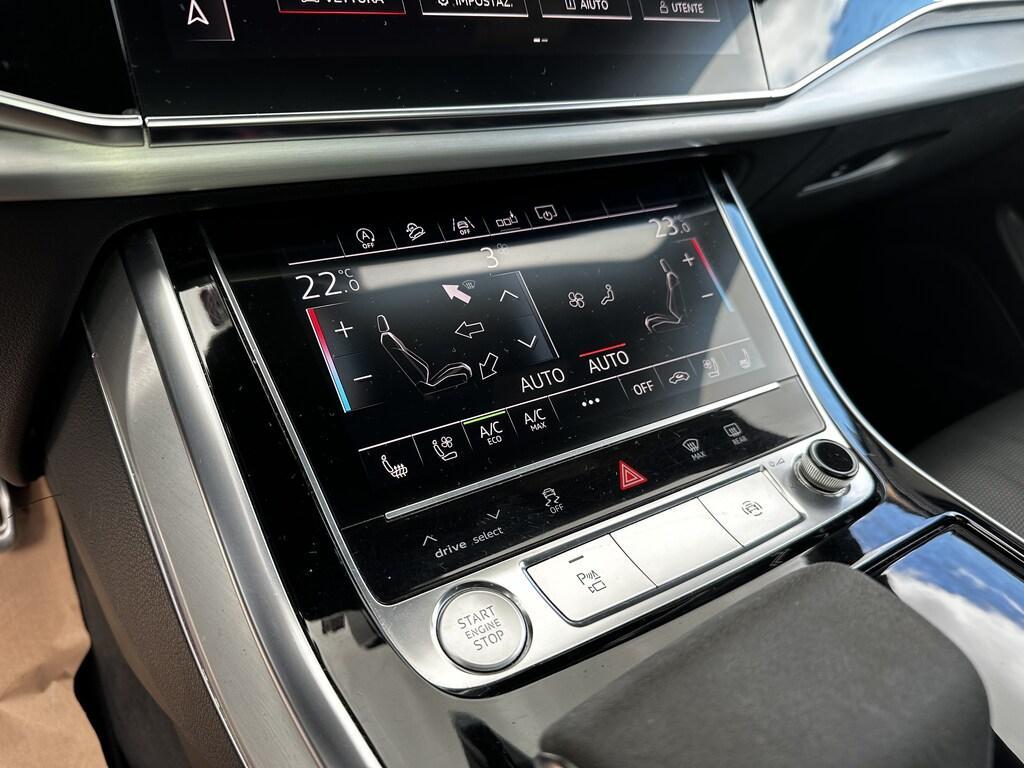 Audi Q8 50 3.0 TDI mHEV Sport Quattro Tiptronic