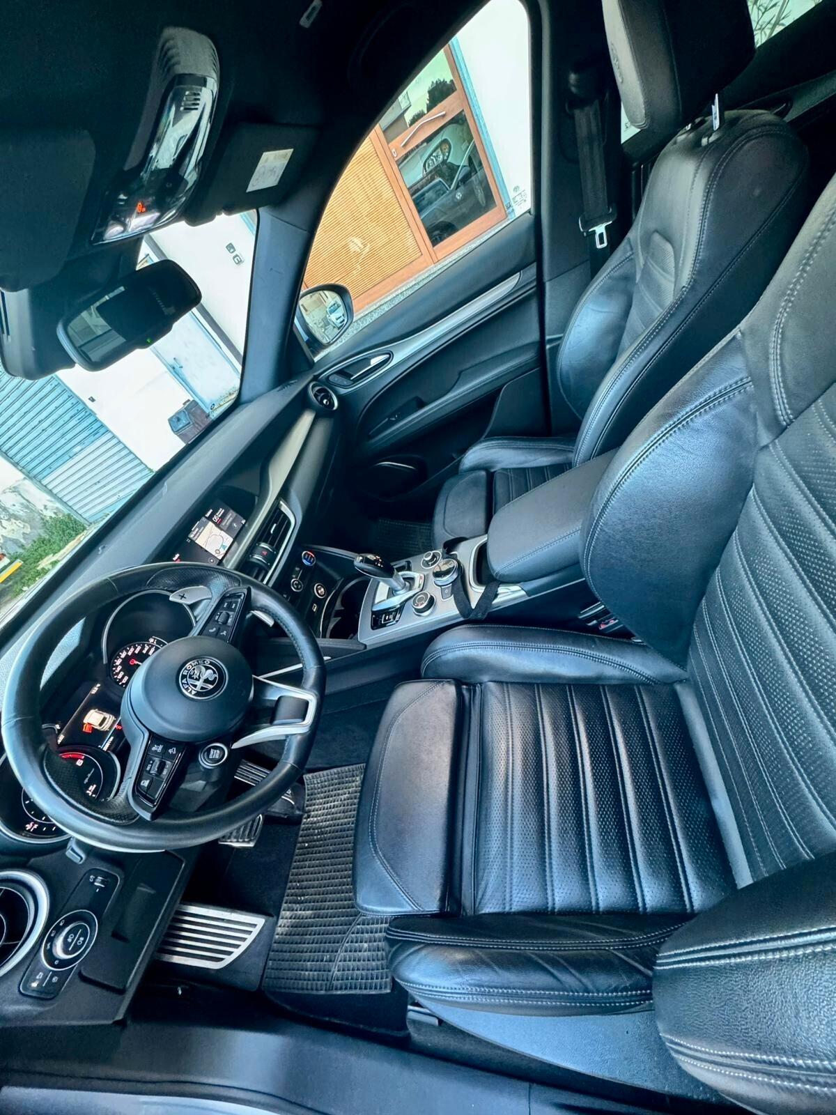 Alfa Romeo Stelvio 2.2 Turbodiesel 190 CV AT8 Q4 Sprint