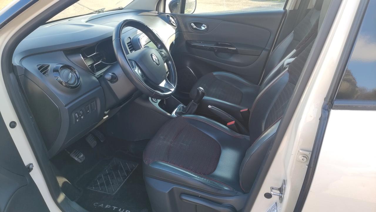 Renault Captur 1.5 dCi 8V 90 CV 66KW NEOPATENTATI - 2015