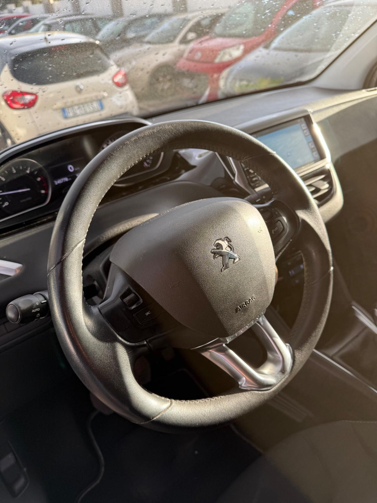 Peugeot 208 1.6 e-HDi 92 CV Stop&Start 5 porte Allure