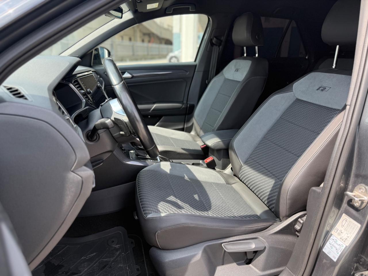 Volkswagen T-Roc 1.5 TSI ACT DSG R-LINE Business BlueMotion Technology