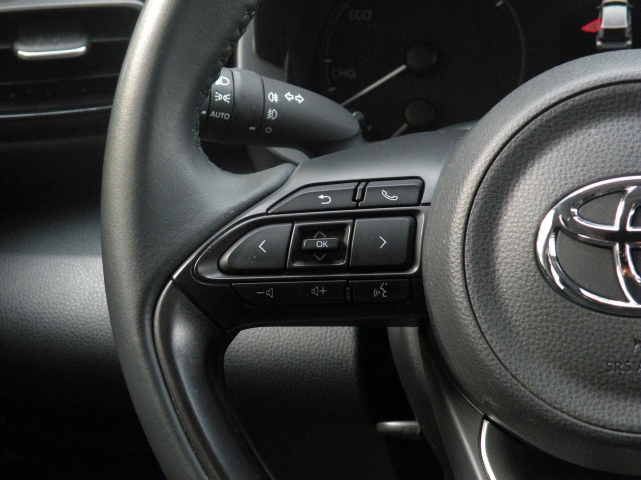 TOYOTA YARIS HYBRID - NOLEGGIO