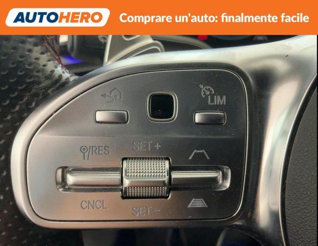 MERCEDES-BENZ A 200 Automatic Premium
