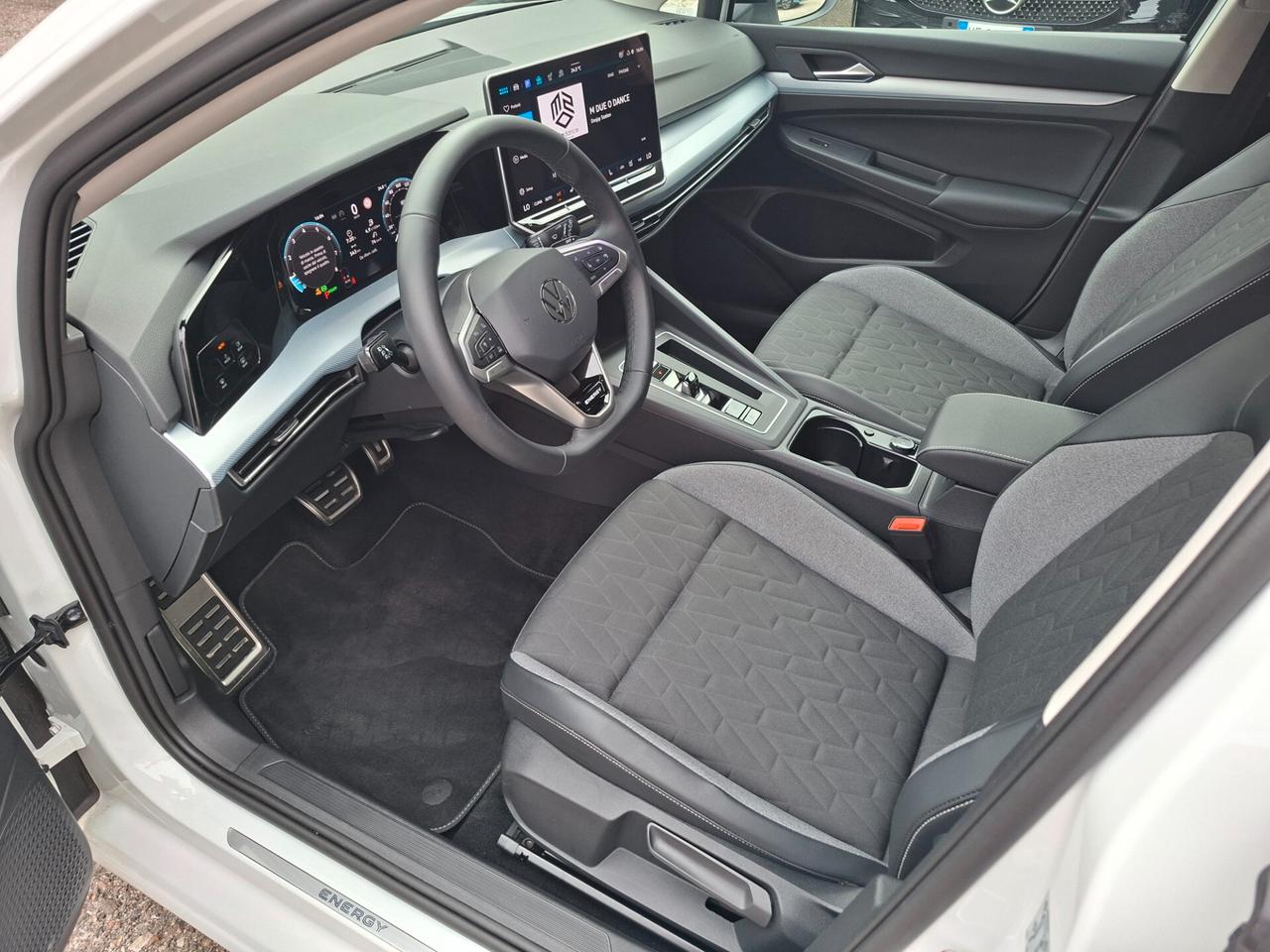 Volkswagen Golf 1.5 eTSI 115 CV DSG Life