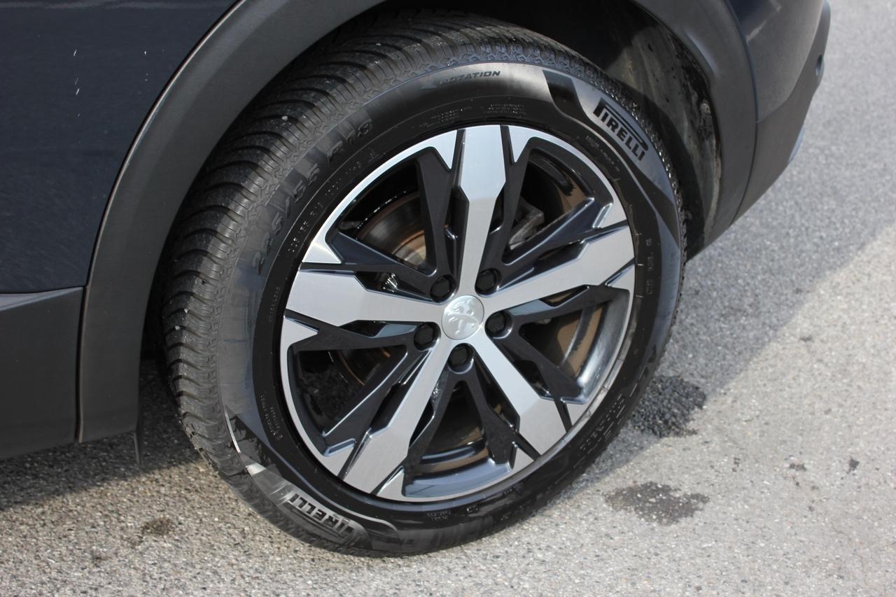 Peugeot 3008 130 S&S EAT8 Allure TETTO APRIBILE FULL OPTIONAL!