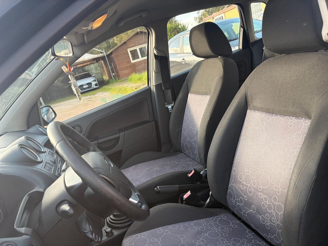 Ford Fiesta 1.4 TDCi 5p. Ghia