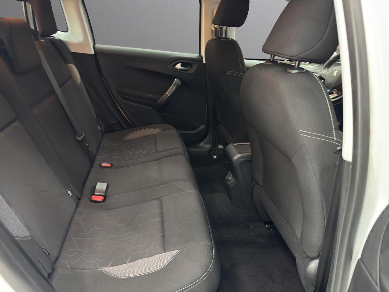 Peugeot 2008 PureTech 82 Active