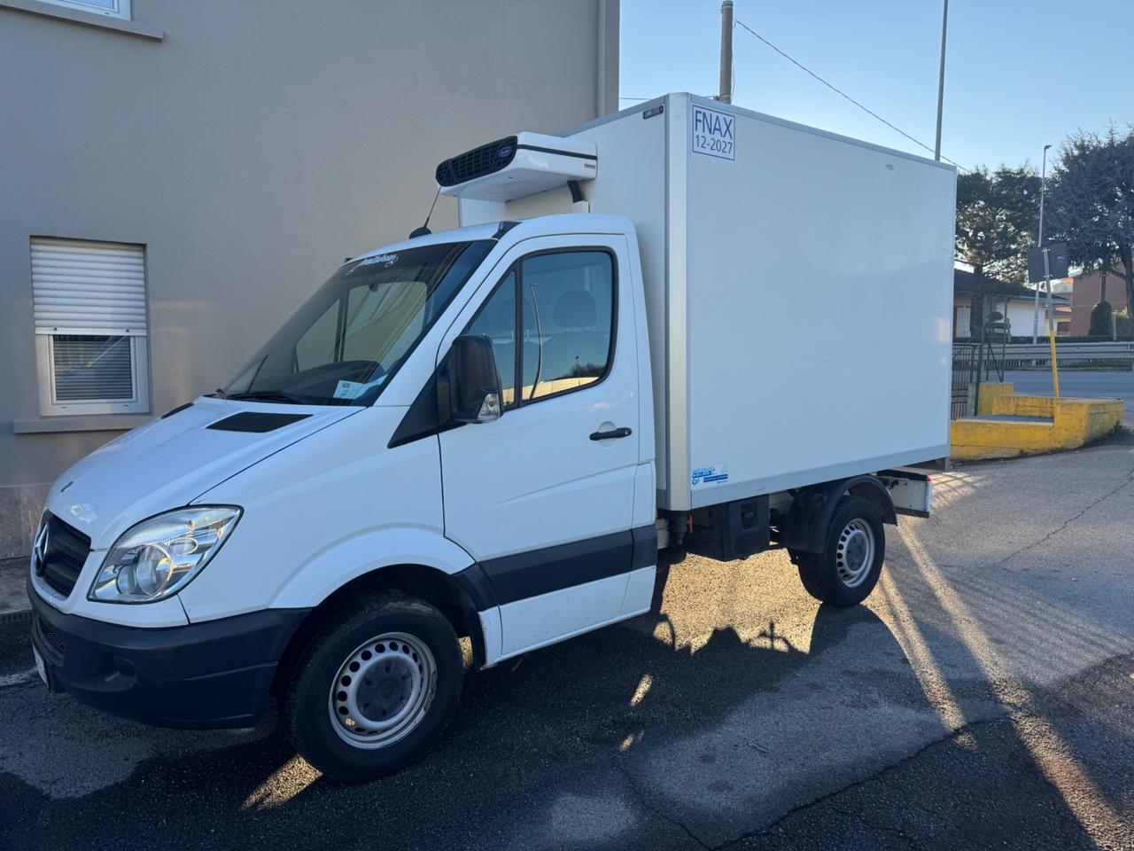 Mercedes Benz 310 cdi FURGONE FRIGO