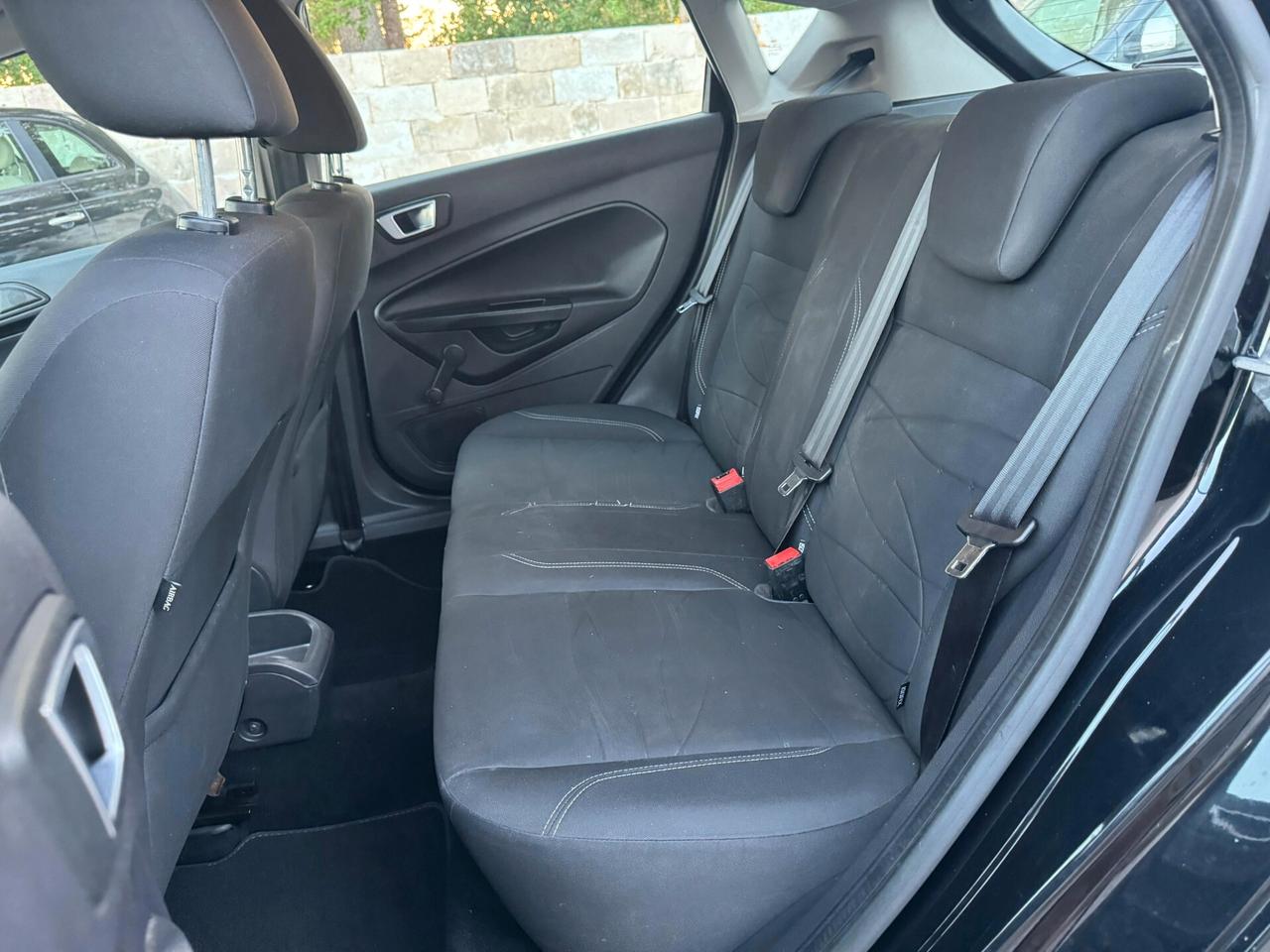 Ford Fiesta 1.5 TDCi 75CV 5 porte - Neopatentati