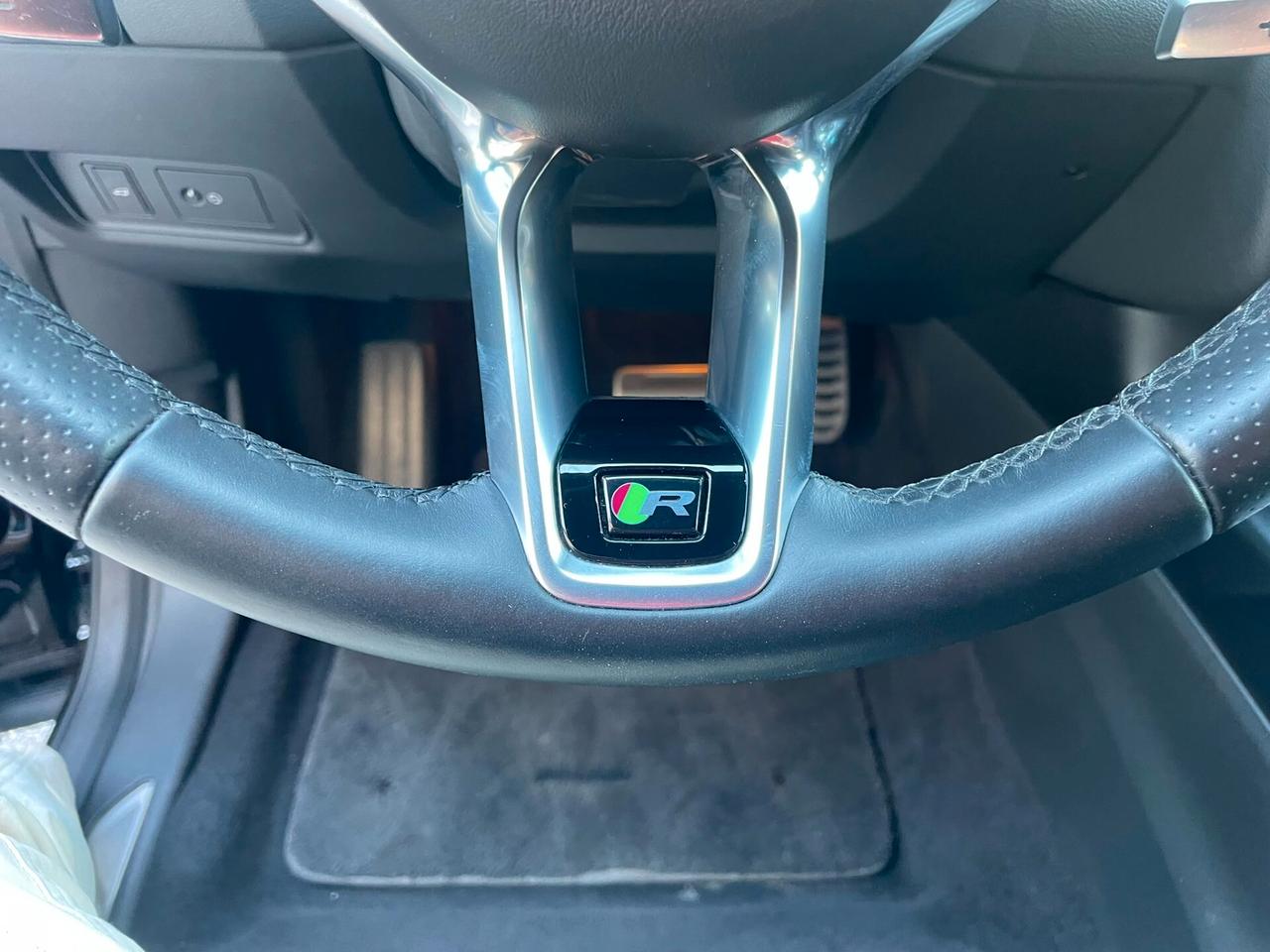 JAGUAR E-PACE 2.0d MHEV 163cv R-DYNAMIC S
