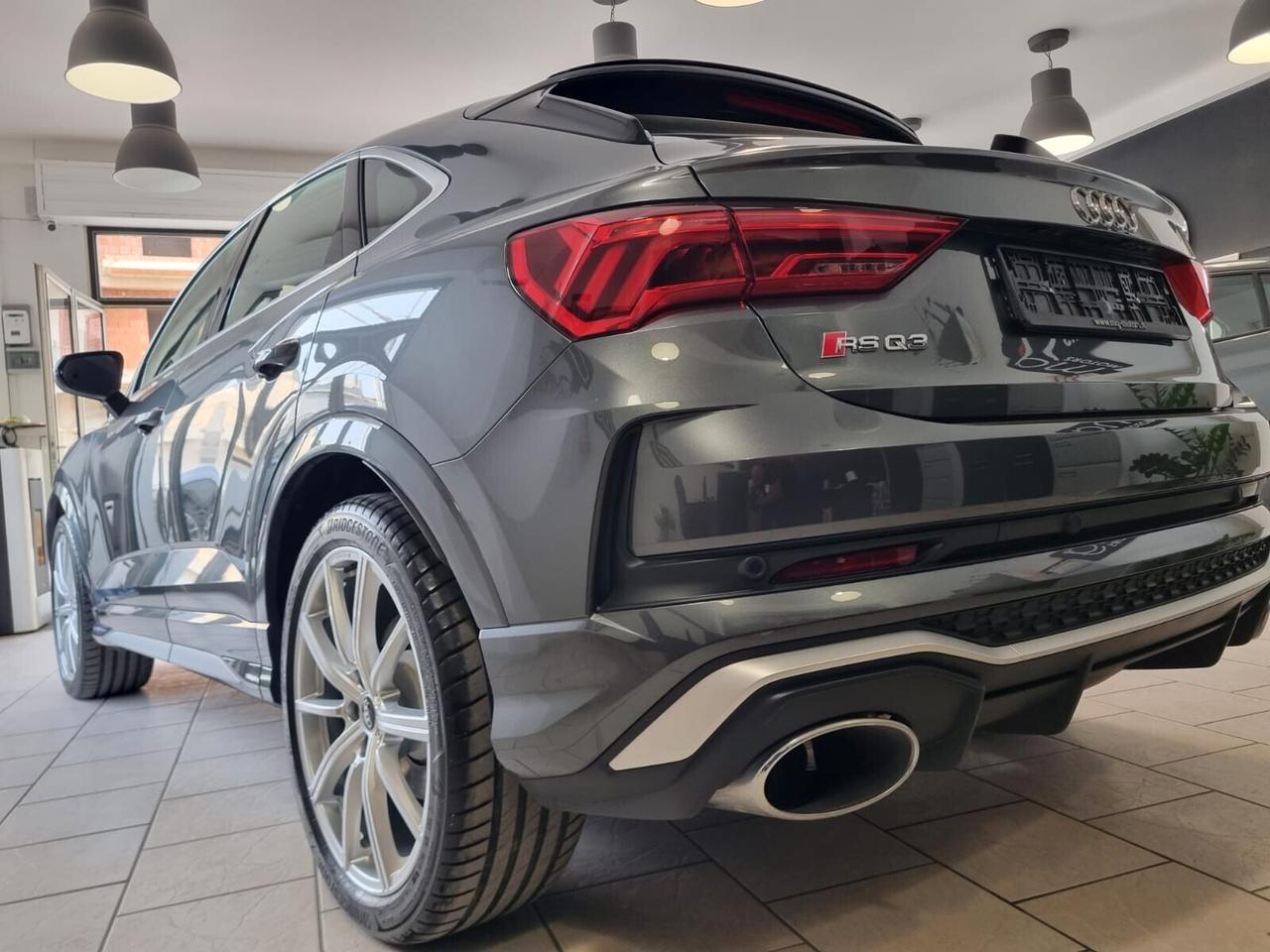 Audi Q3 RS Q3 SPB rsq3 quattro S tronic RSQ3