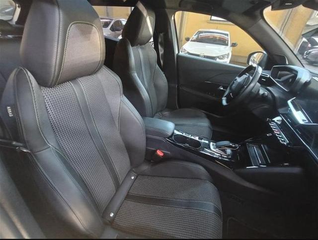 PEUGEOT 2008 motore elettrico 136 CV GT TETTO APRIBILE