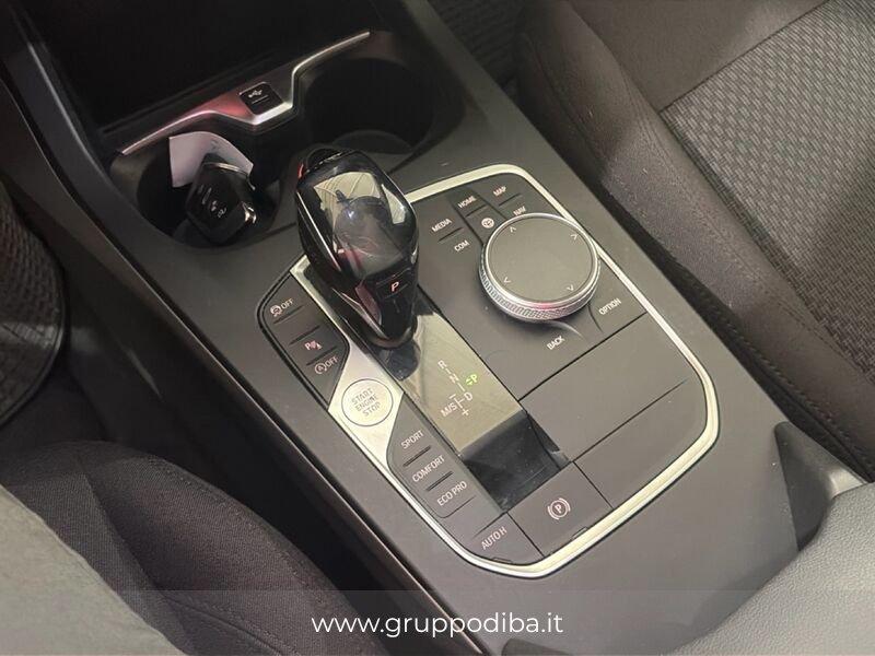 BMW Serie 1 F40 Diesel 116d Sport auto