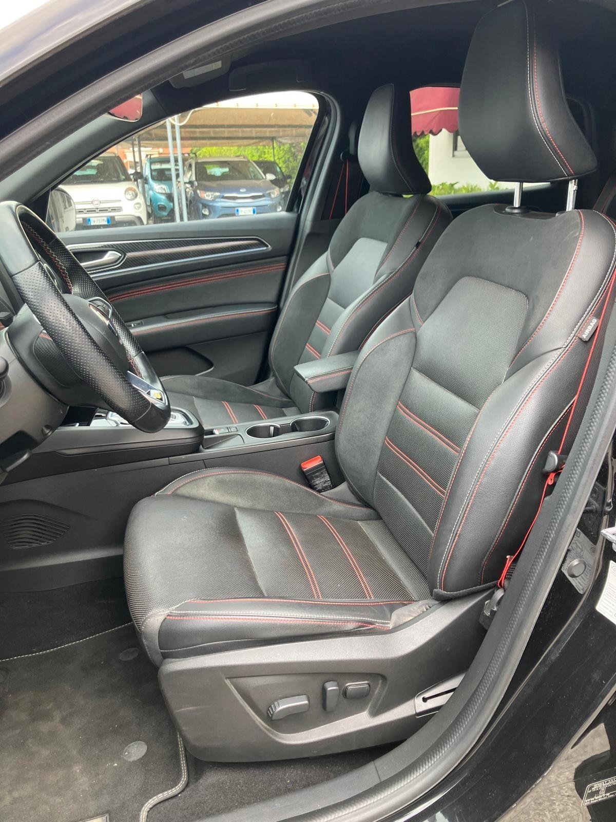 RENAULT ARKANA 1.6 Hybrid E-TECH 145cv RS Line