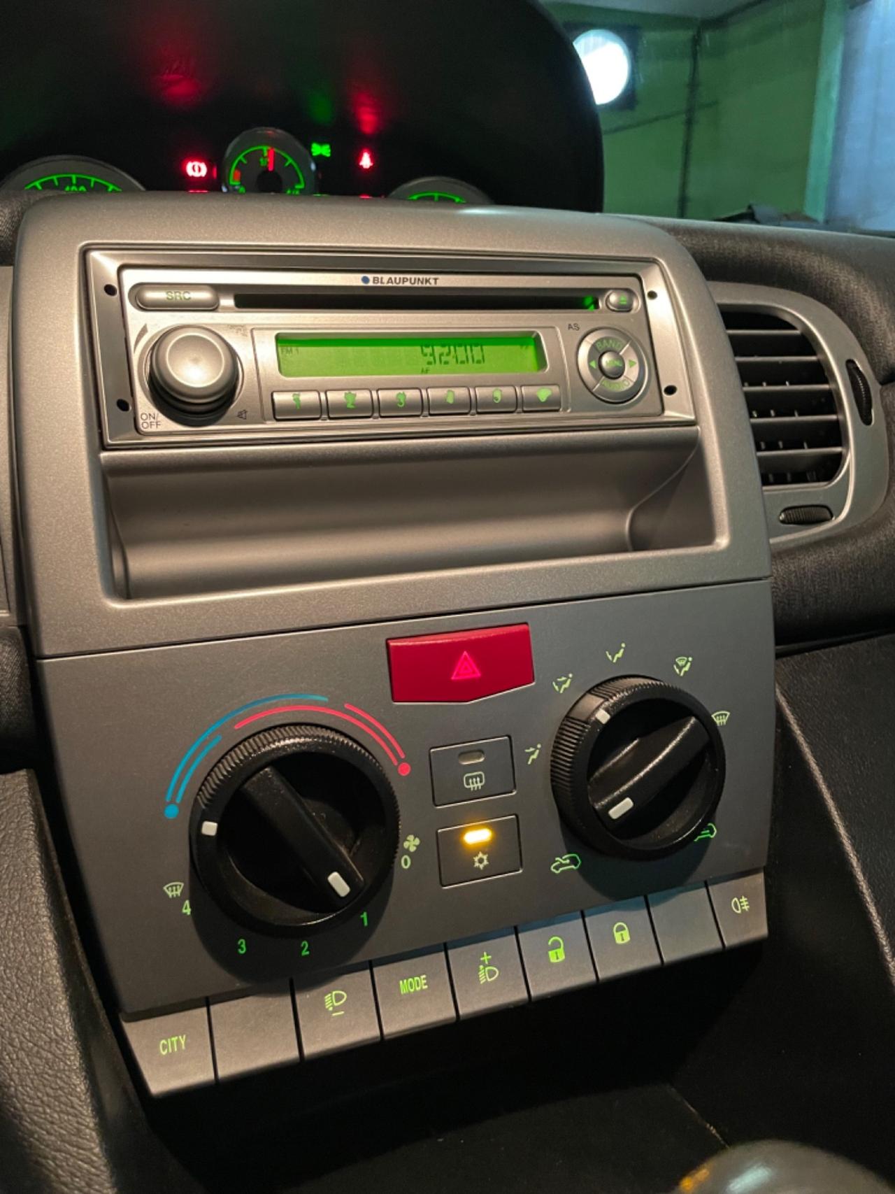 Lancia Ypsilon 1.2 Neopatentati Euro 5