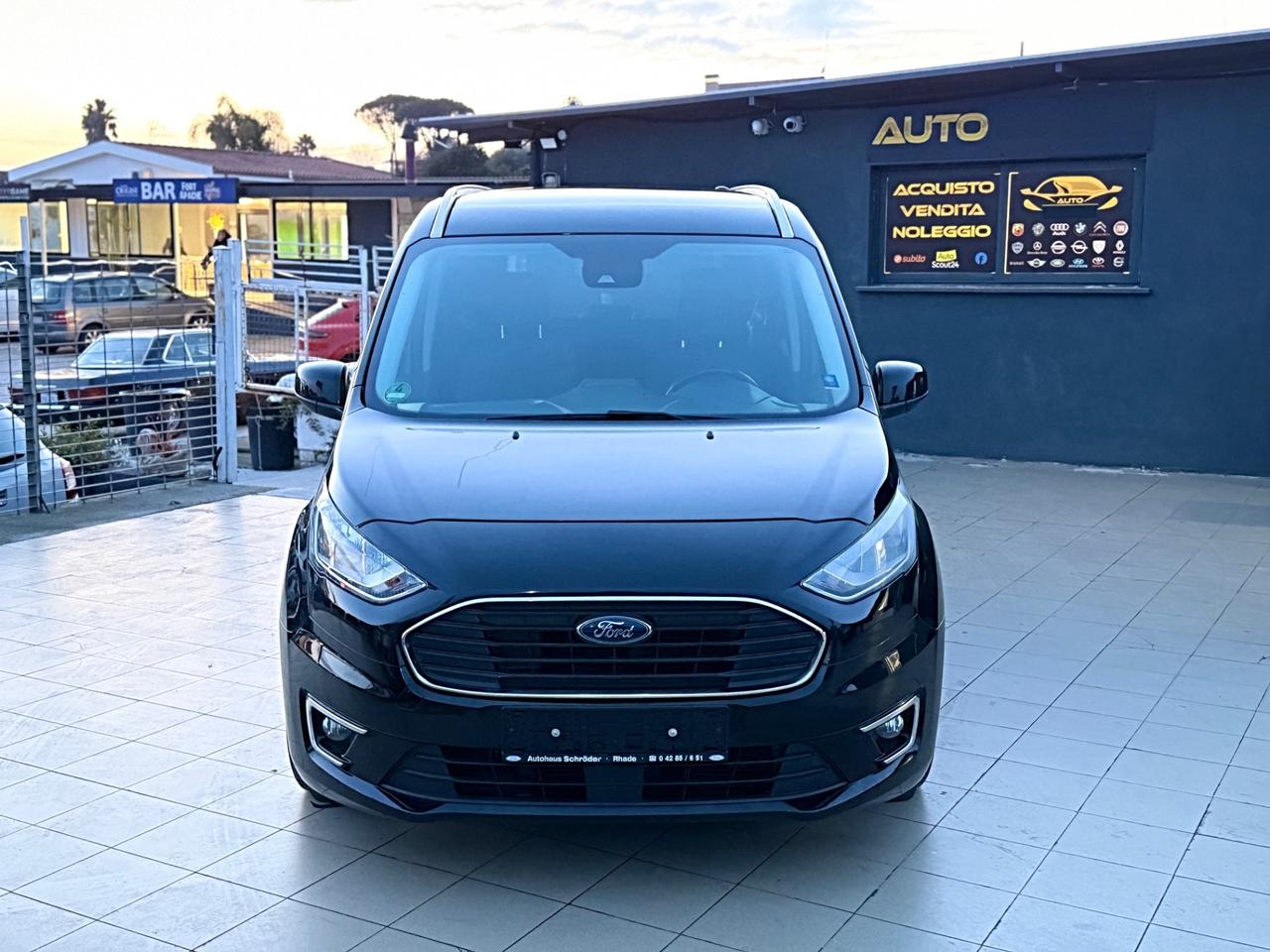 Ford Tourneo Connect 1.5 TDCi 120 CV aut. Titanium