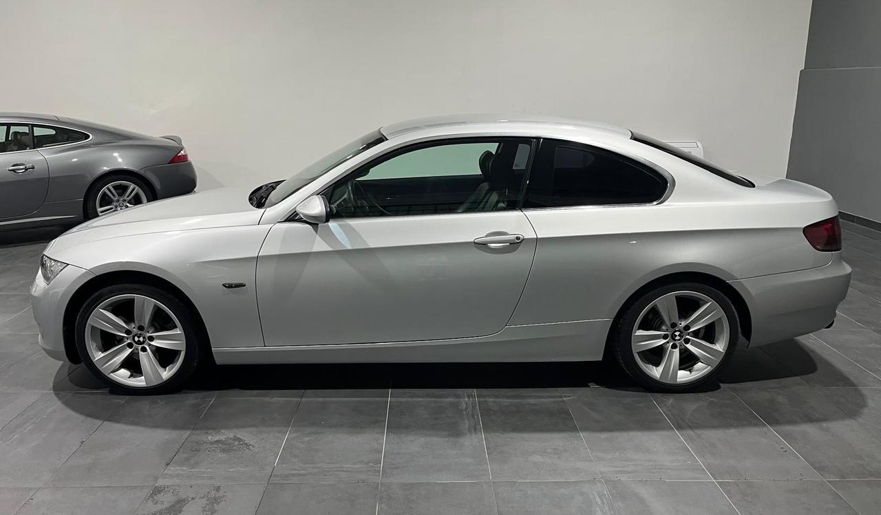 Bmw 325i Coupe e92 - 2007