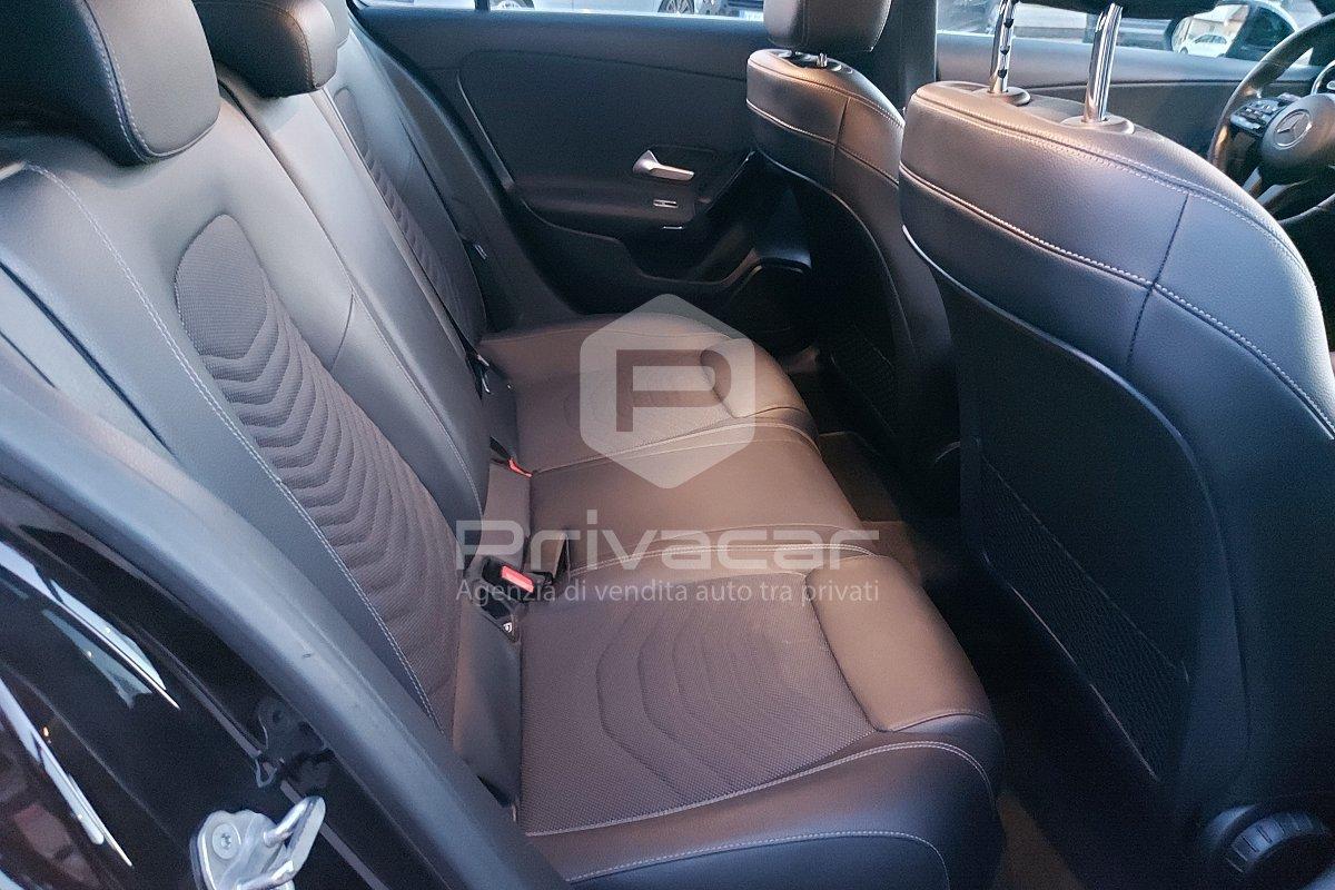 MERCEDES A 180 d Automatic Business