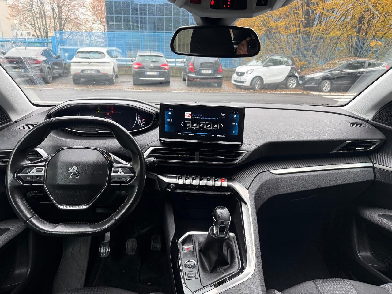 Peugeot 3008 BlueHDi 130 S&S Business