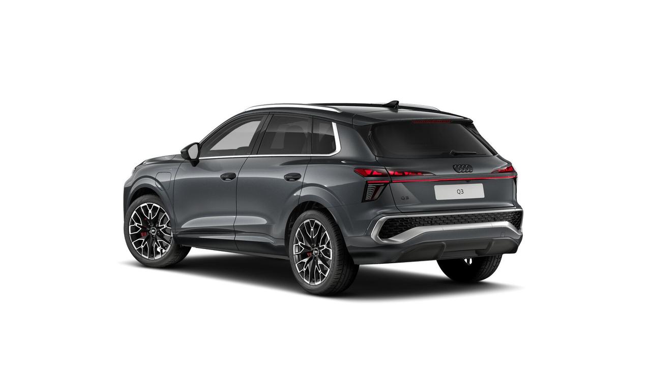 AUDI Audi Q3 SUV Business e-hybrid 200 kW S tronic