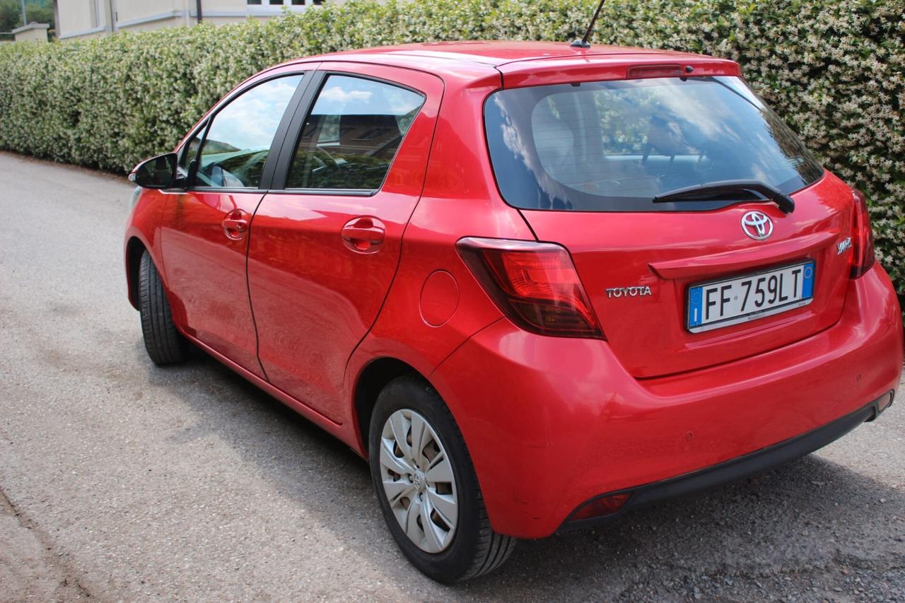 Toyota Yaris 1.0 5 porte