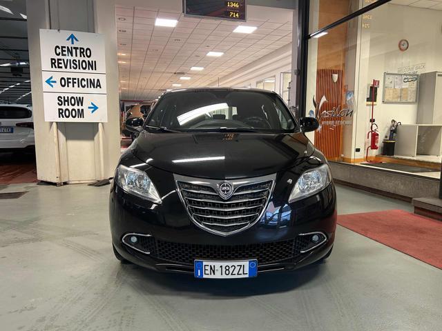LANCIA Ypsilon 1.2 69 CV 5 porte Gold