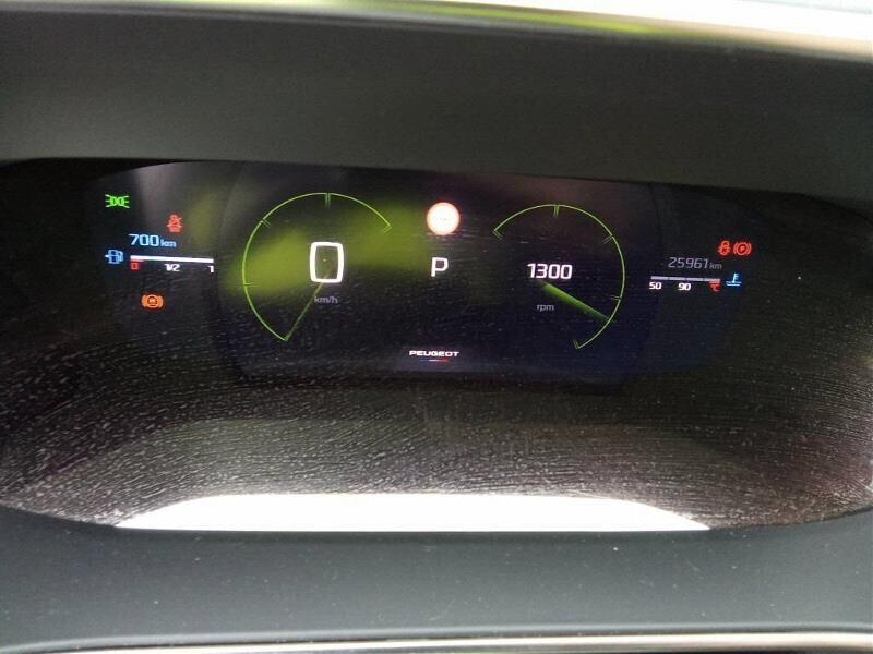 Peugeot 2008 PureTech 130 S&S EAT8 GT