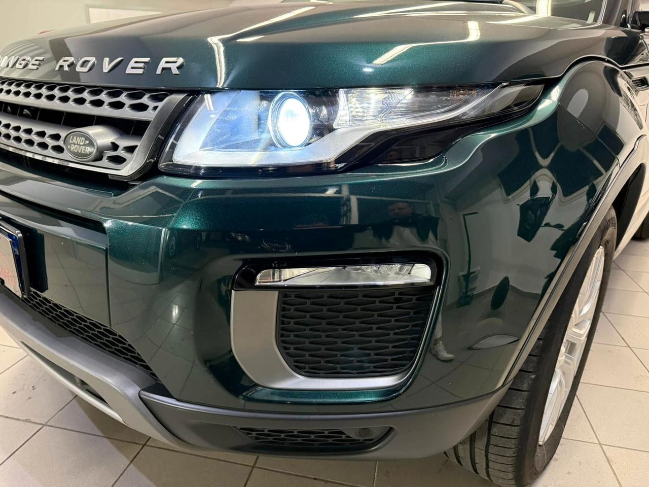 Land Rover Range Rover Evoque 2.0 TD4 150 CV 5p. British edition