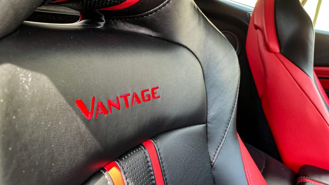 ASTON MARTIN Vantage Coupe 4.0 V8