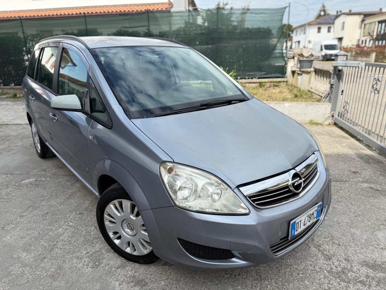 Opel Zafira 1.6 Turbo ecoMetano 2029 7 Posti