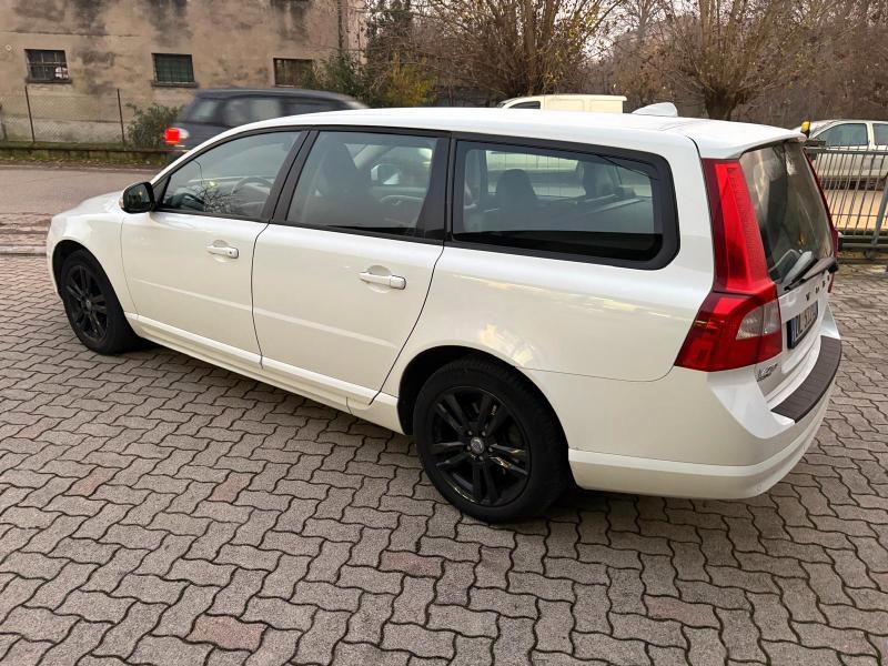 Volvo V70 2.4 d5 Summum 185cv