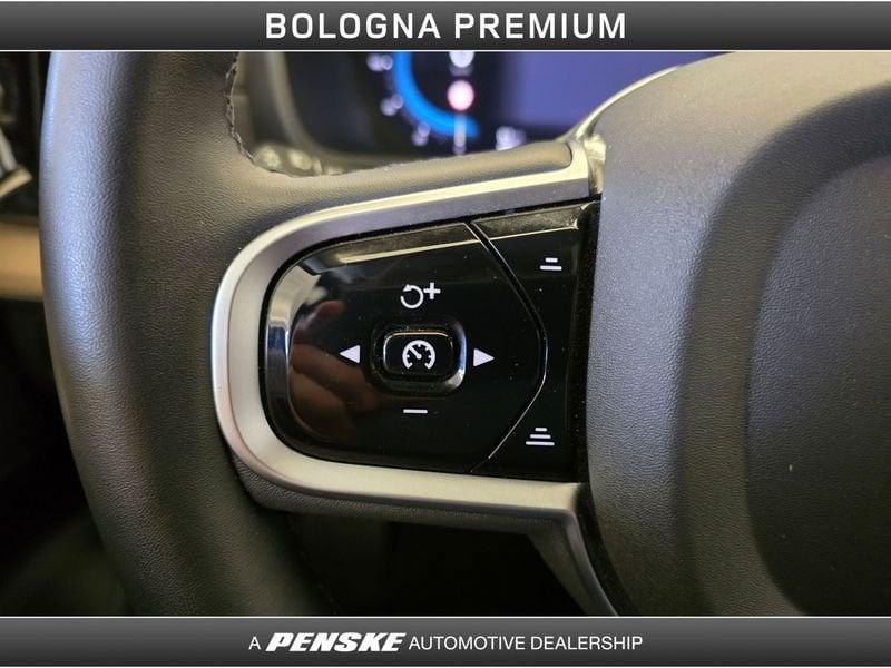 Volvo XC90 XC90 T8 Plug-in Hybrid AWD automatico 7 posti Ultra Dark