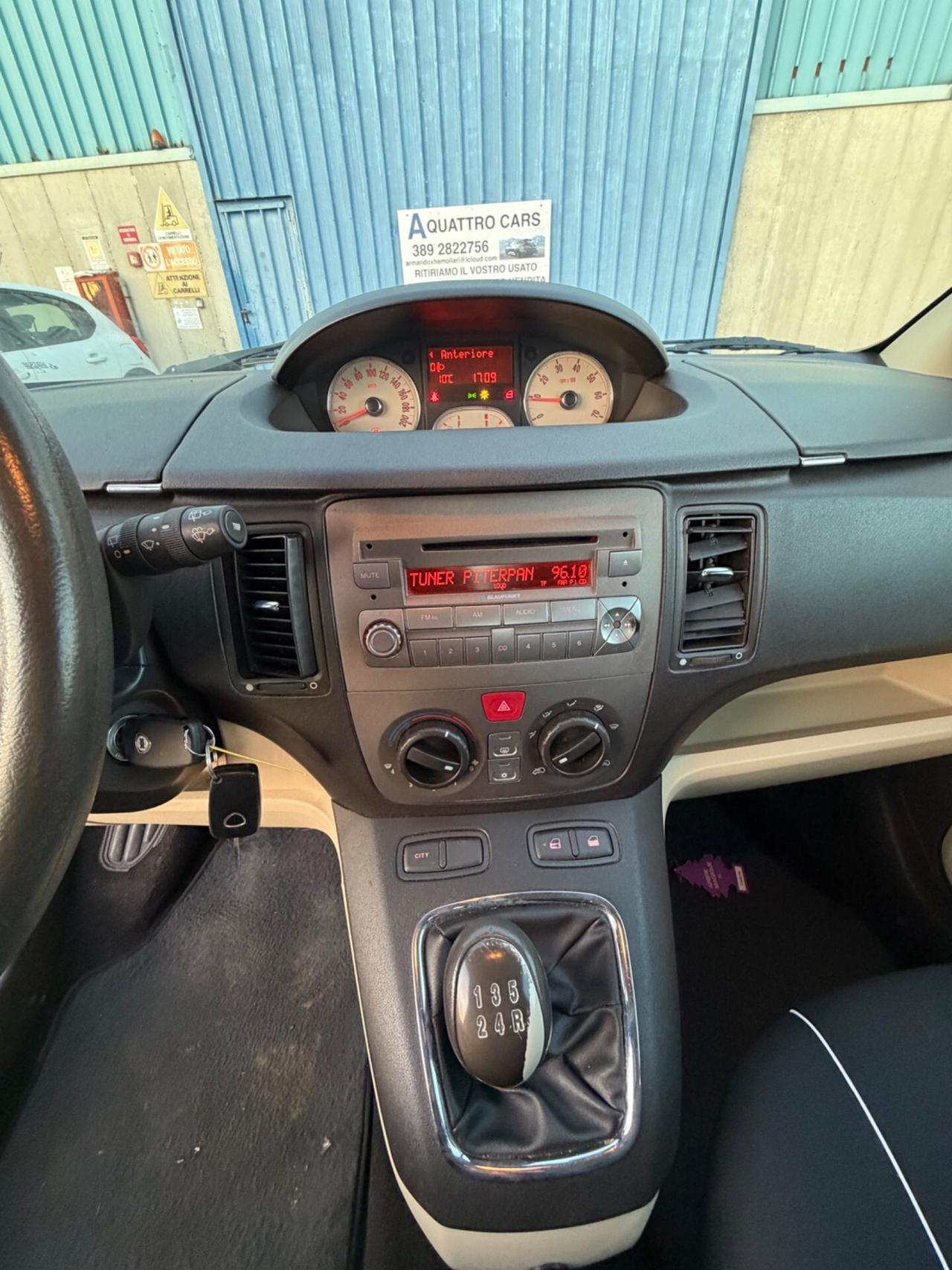 Lancia MUSA 1.4 Argento Ecochic GPL