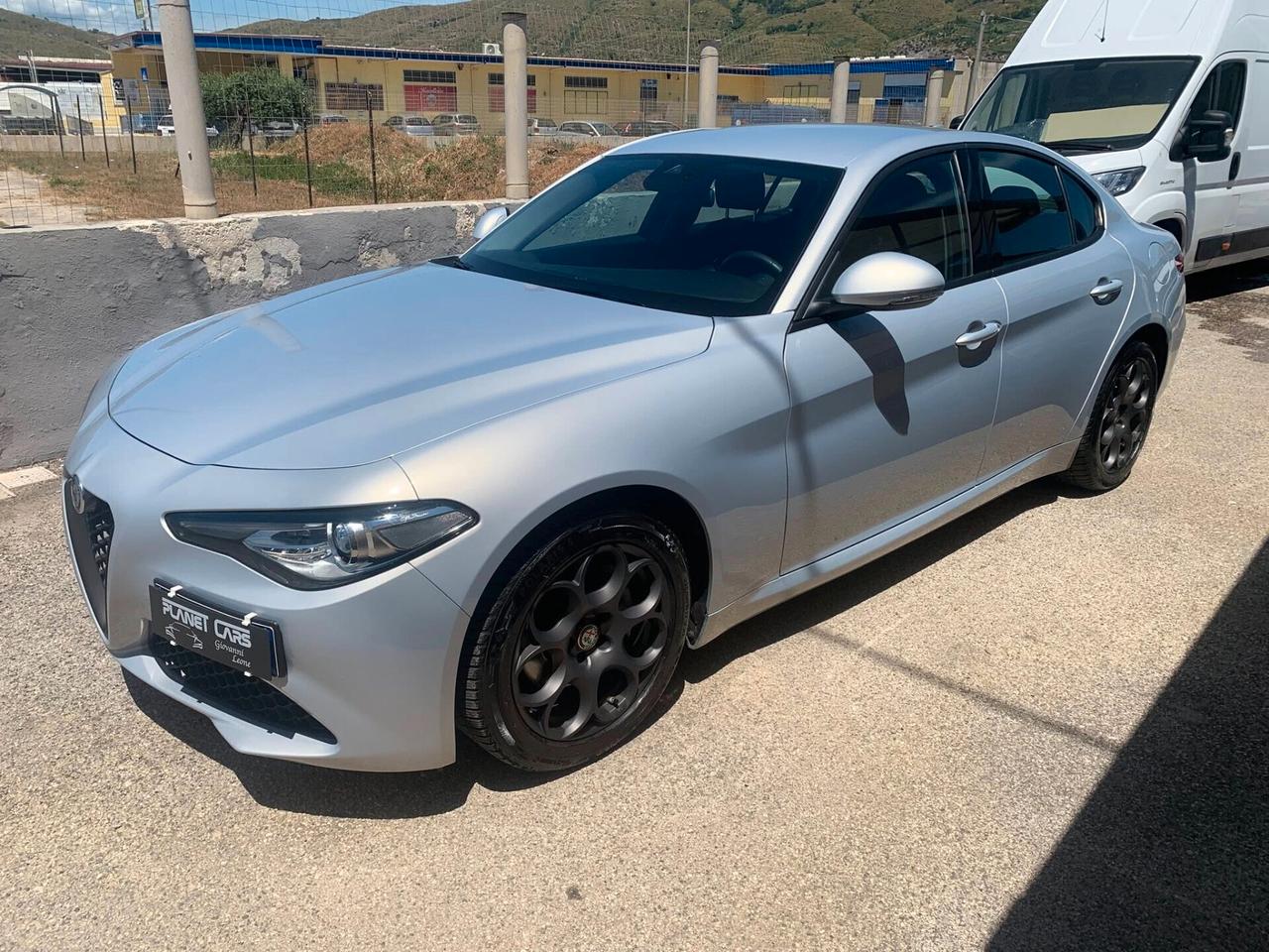 Alfa Romeo Giulia 2.2cc160 CV AT8 uniprò 12/2020