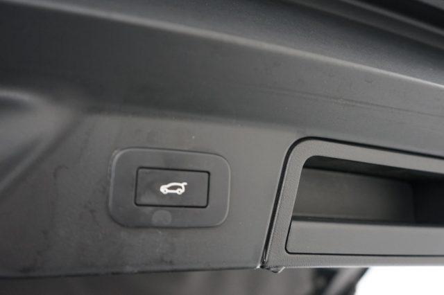 LAND ROVER Range Rover Velar 2.0D I4 204 CV R-Dynamic SE 4WD AWD CERTIFICATA