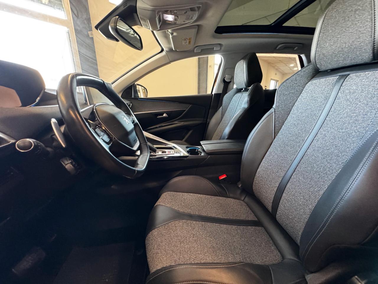 Peugeot 3008 BlueHDi 130cv EAT8 Allure 2020