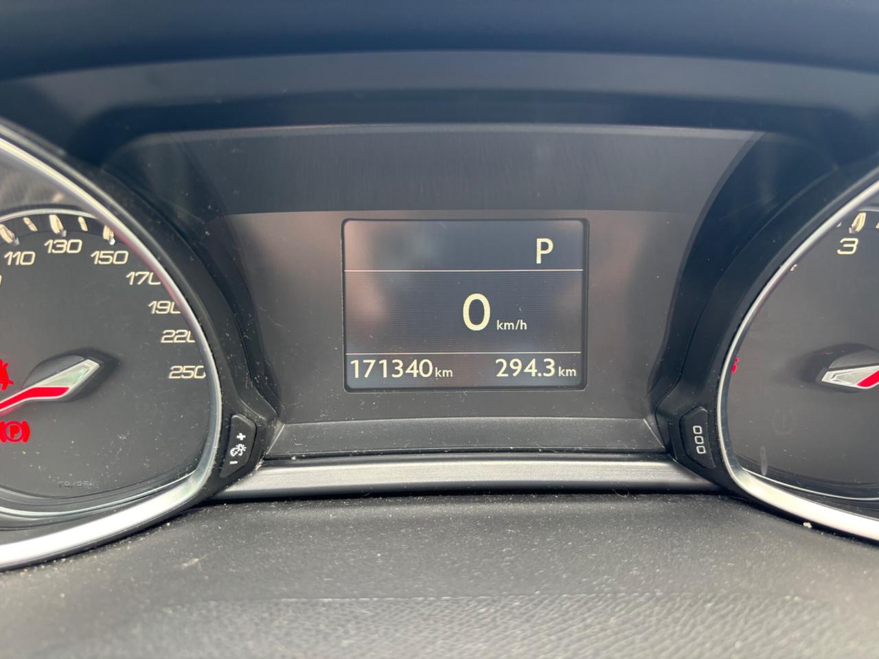 Peugeot 308 1.6 hdi 120cv automatica SW Allure