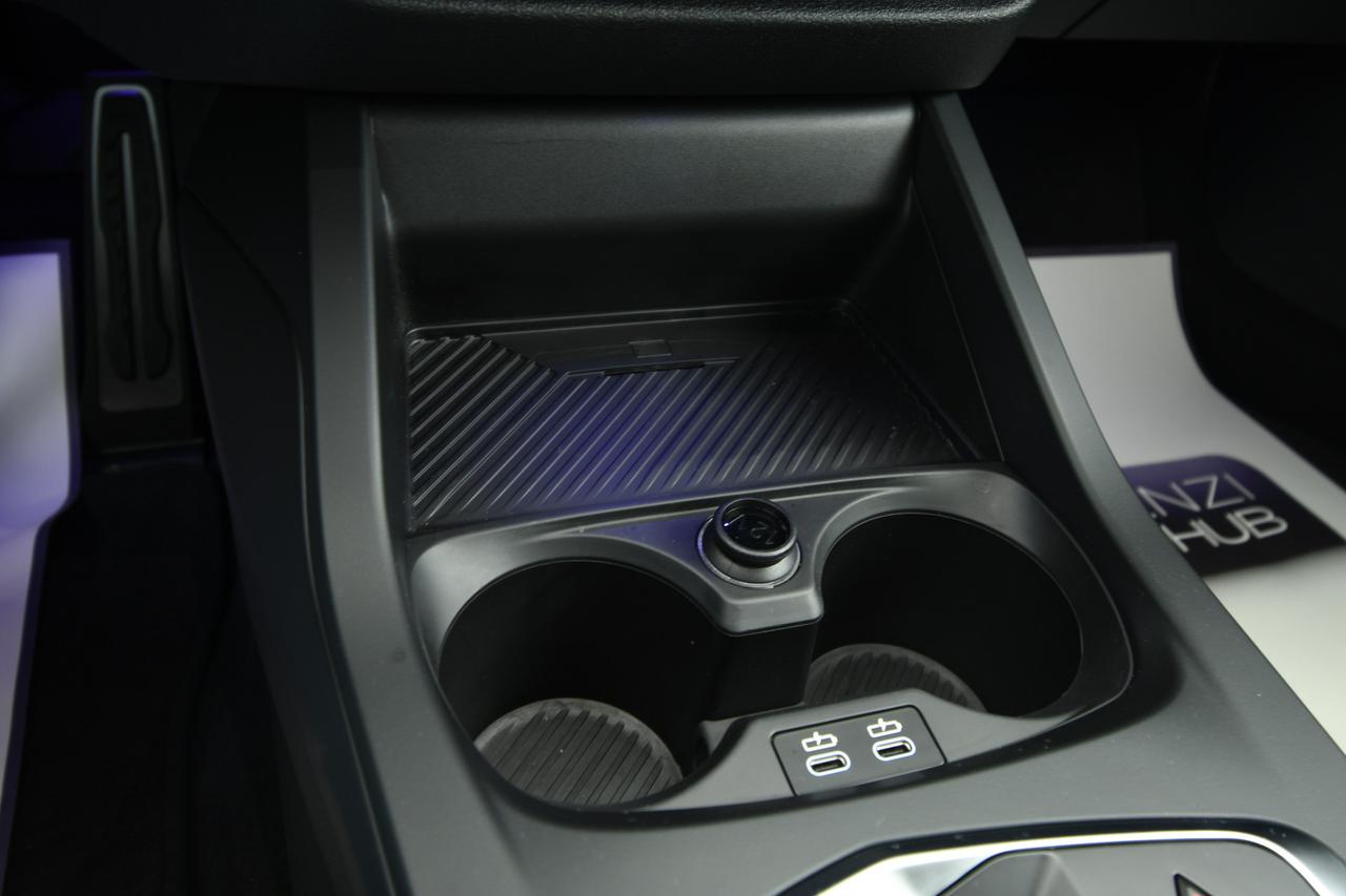 BMW 120d 48V MSport auto HEAD-UP+CAMERA 360+ACC+C18"