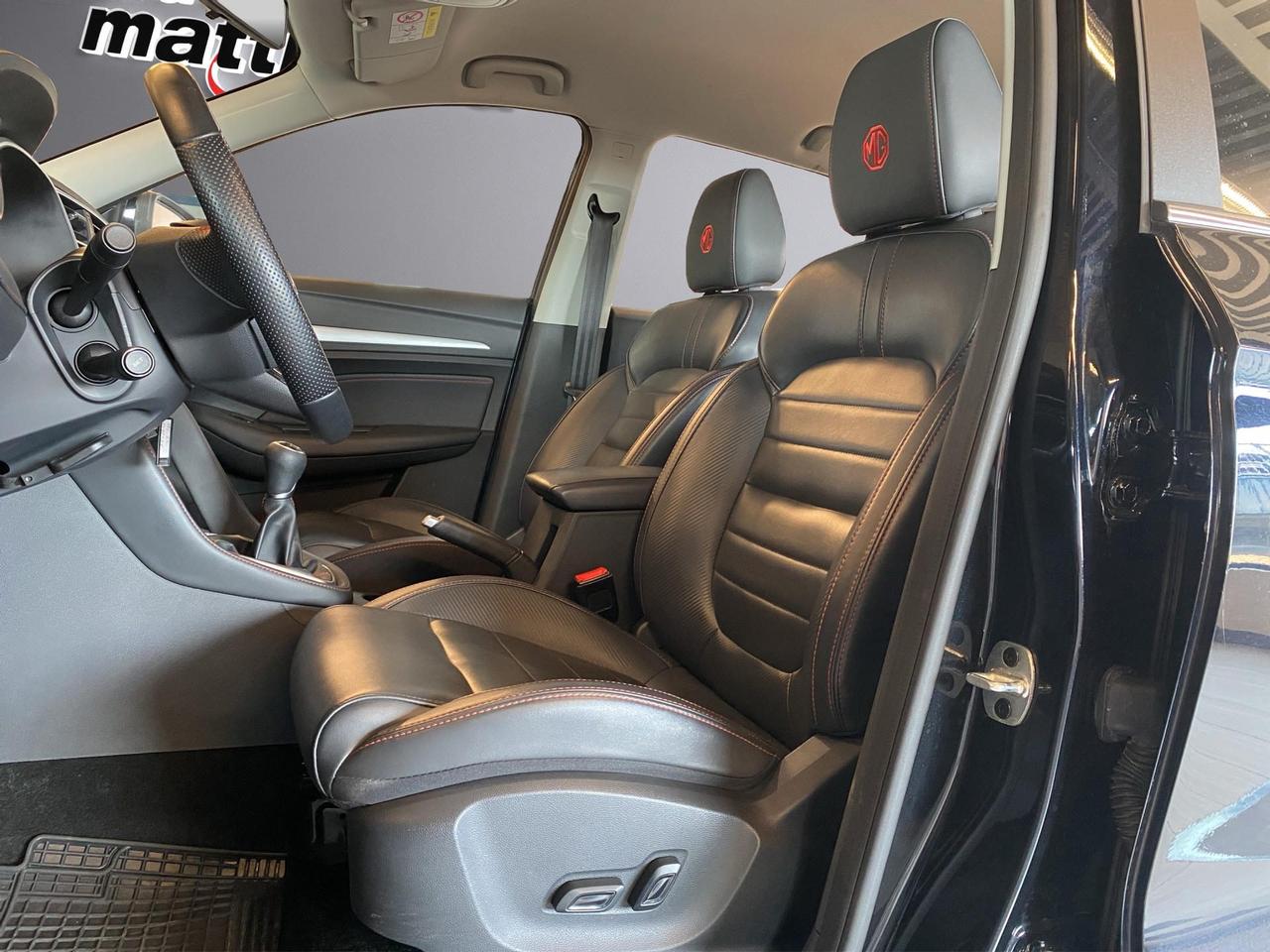 Mg ZS 1.5 Luxury
