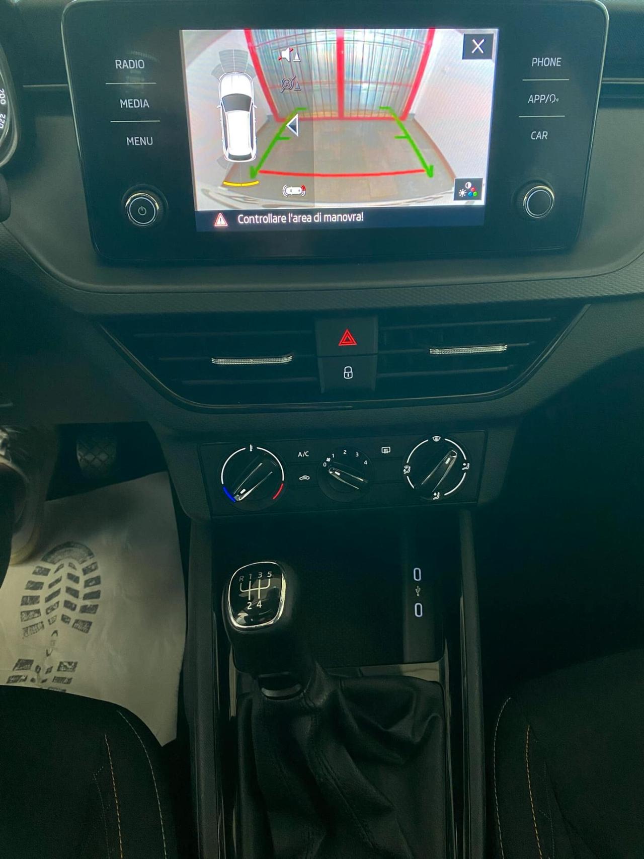 Skoda Kamiq 1.0 TSI Ambition 95Cv RETROCAMERA-CARPLAY