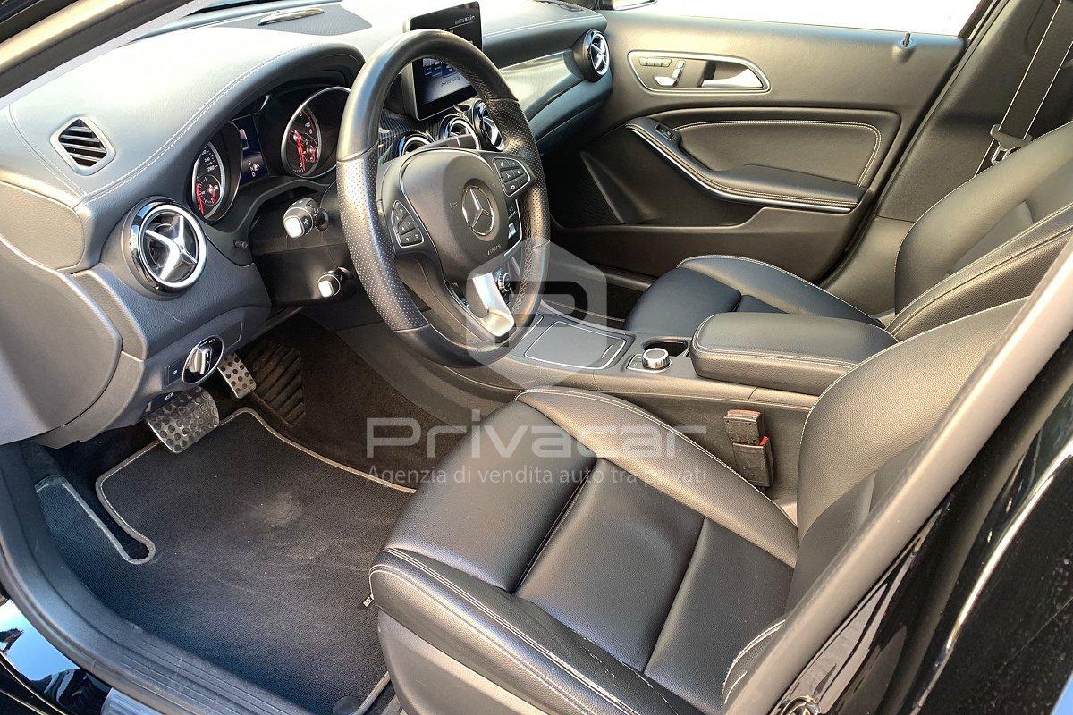 MERCEDES GLA 200 d Automatic Premium