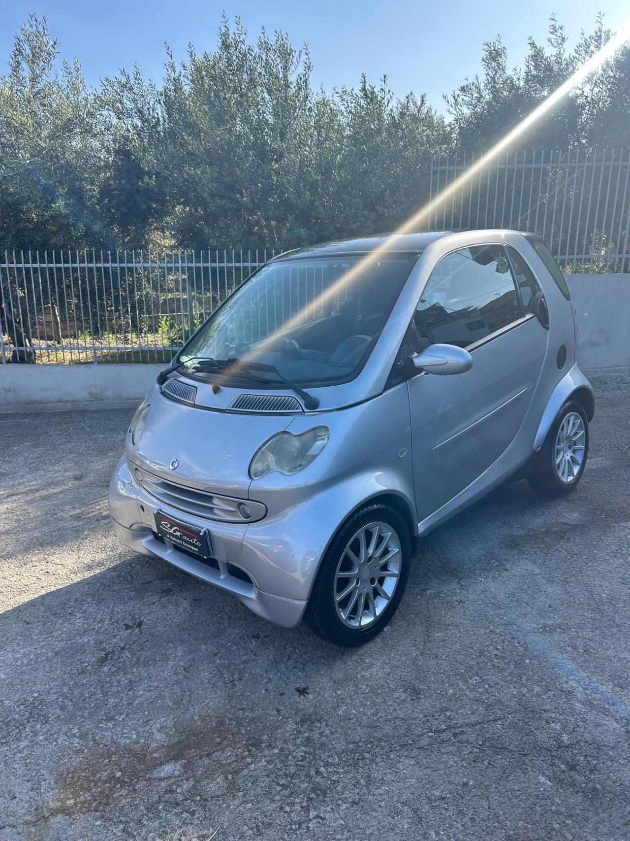Smart ForTwo 700 coupé passion (45 kW)