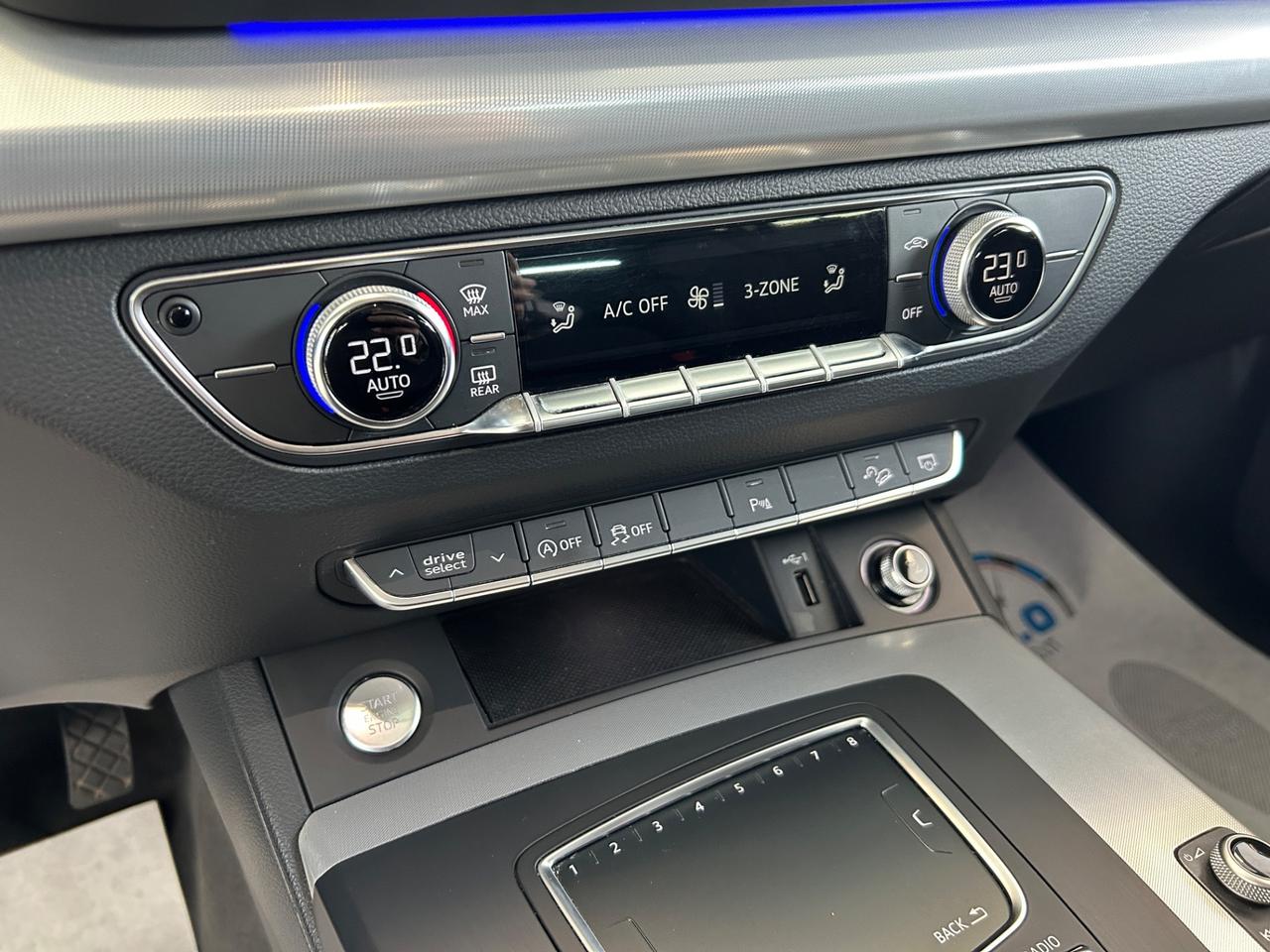 Audi Q5 40 TDI quattro S tronic Business Sport