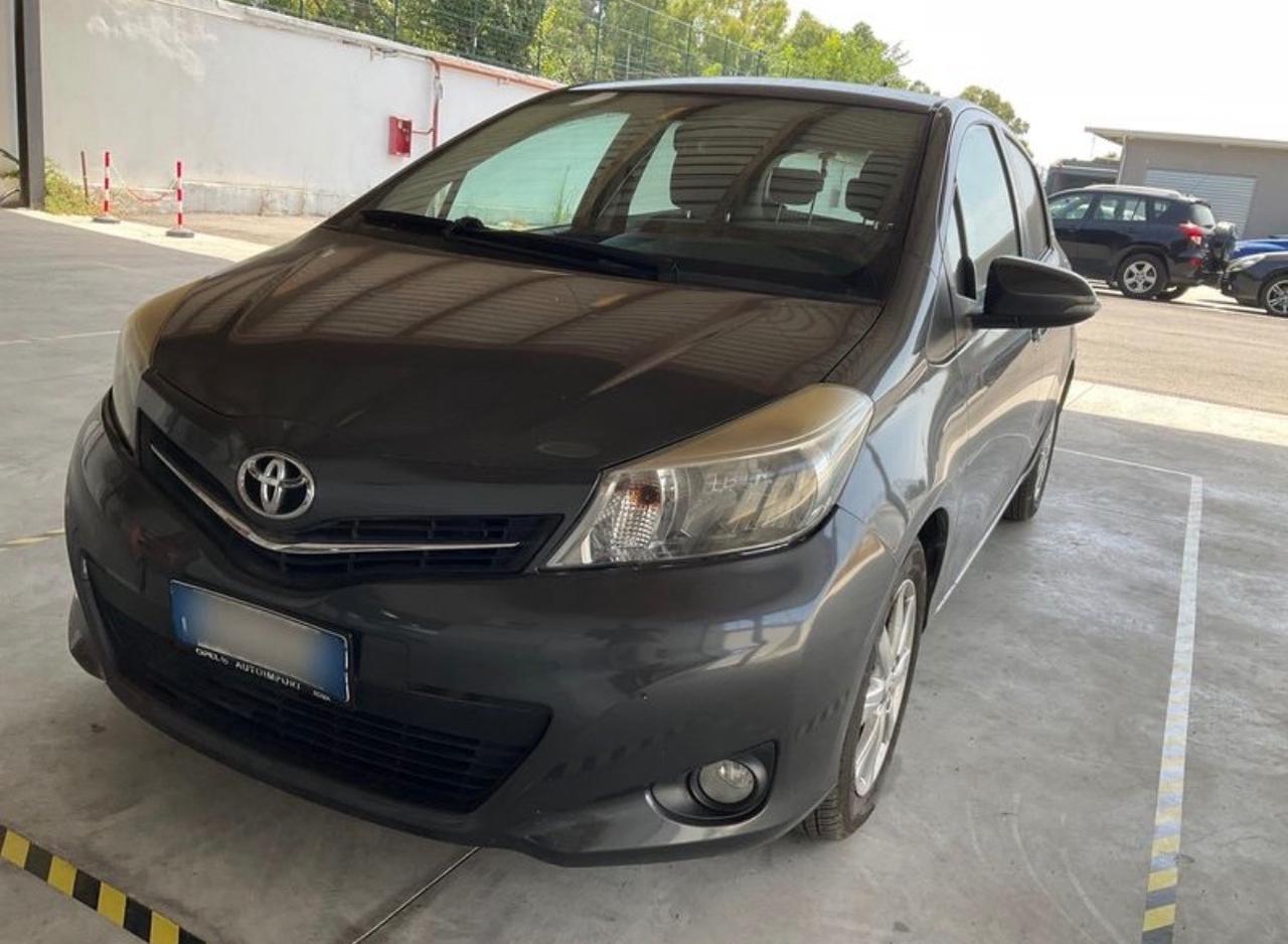 Toyota Yaris 1.3 5 porte Lounge